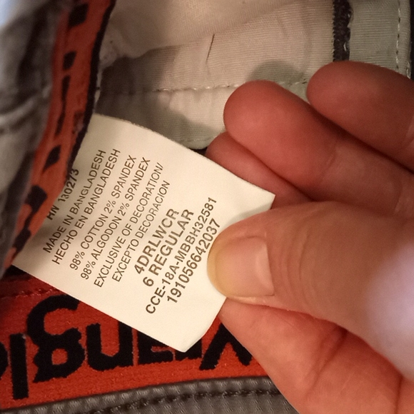 Wrangler Flex Cargo Shorts Size 6 Tan & Gray Bundle Set - Picture 2 of 7